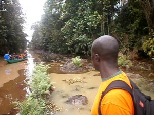 2013-Sept-Spill-along-Agips-pipeline-at-Ikeinghenbiri1