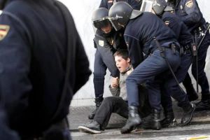 Francia polizia violenta