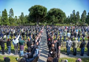 fascisti al cimitero milano