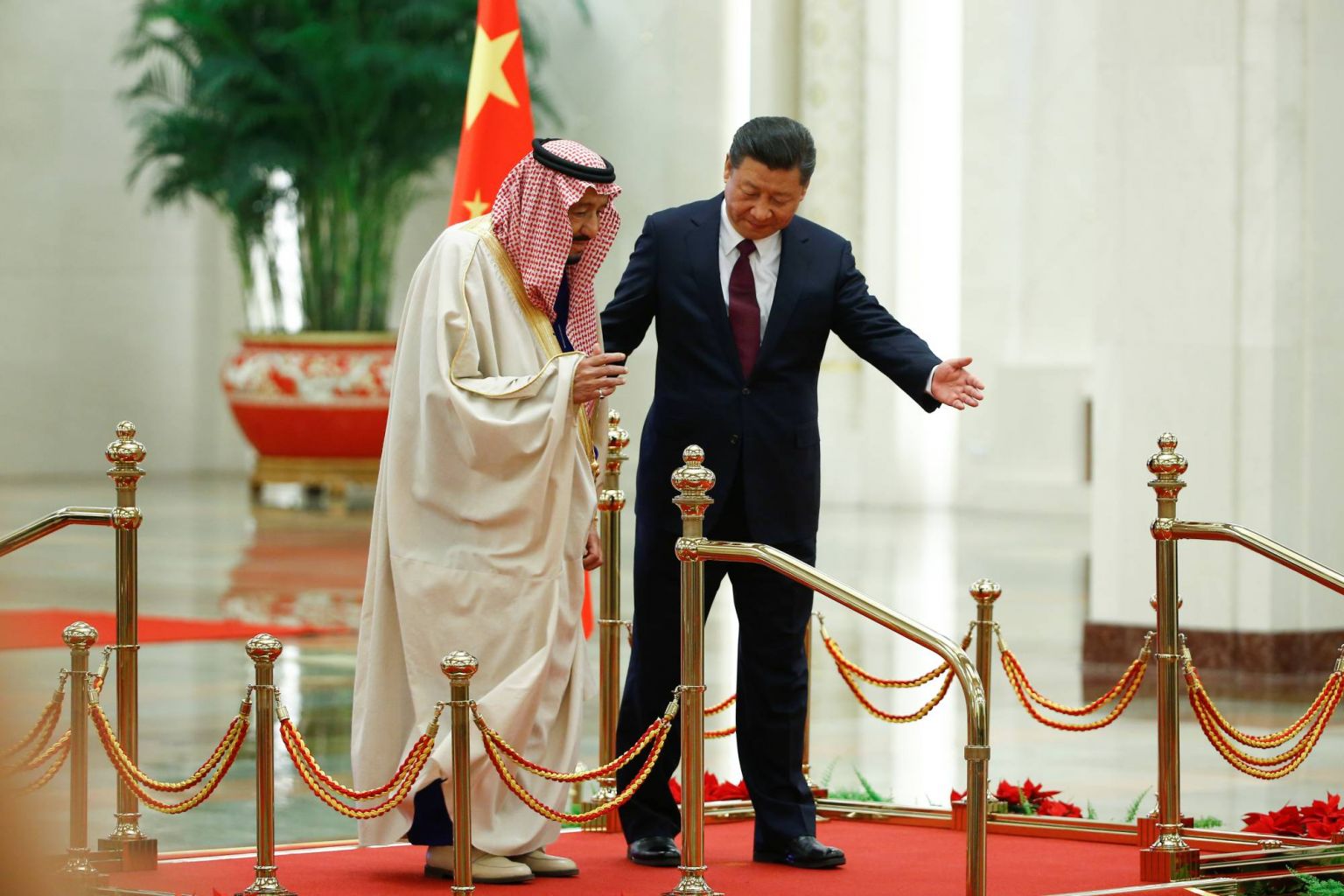 China's President Xi Jinping And Saudi King Salman Bin Abdulaziz Al ...